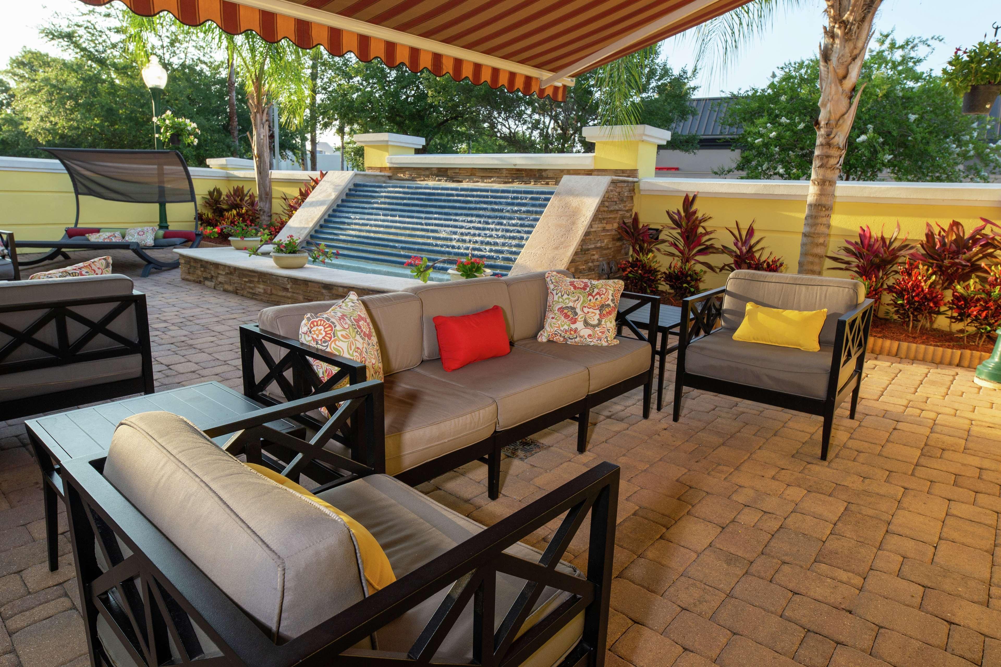 Hampton Inn & Suites Jacksonville Deerwood Park Exterior foto